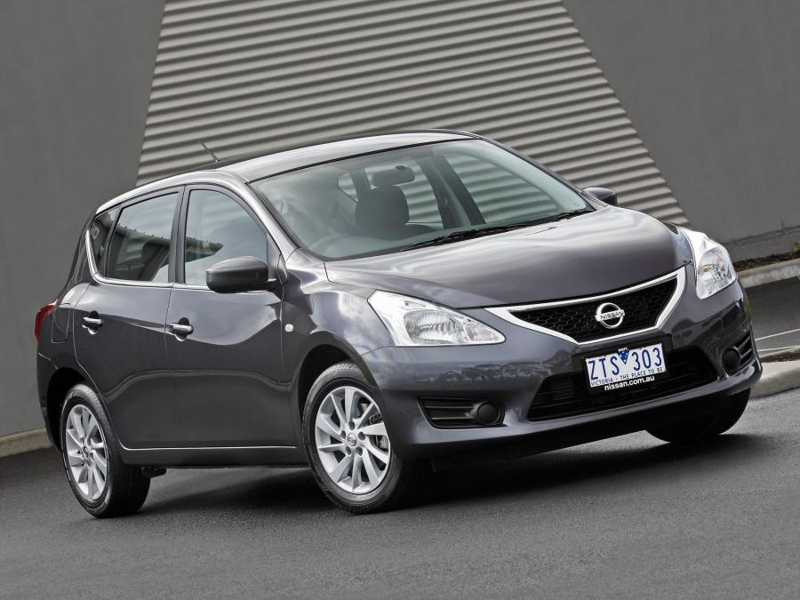  Nissan Pulsar Hatch 2013 года  (AU) (фото 11 из 14)